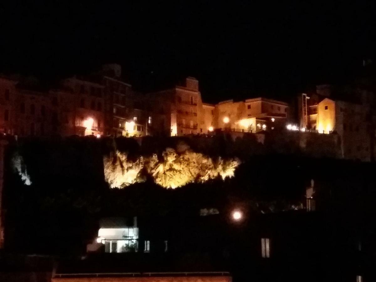 Hotel Casa Giulia Cagliari Zewnętrze zdjęcie